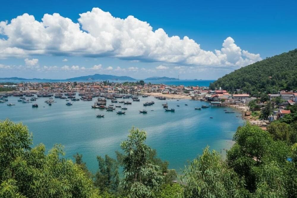 Khoảng thời gian đẹp nhất để đi bãi Đông là vào tháng 05 - tháng 08